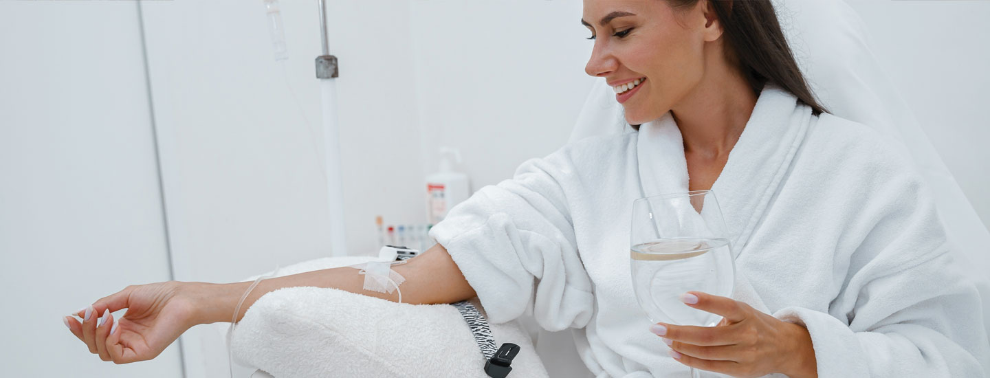 Binsina Skin & Laser Clinic - Vitamin B12 IV Drips